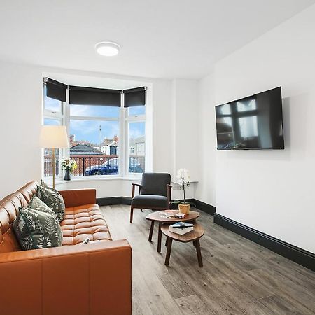 Tyme Suites On Humber كْليثوربس المظهر الخارجي الصورة