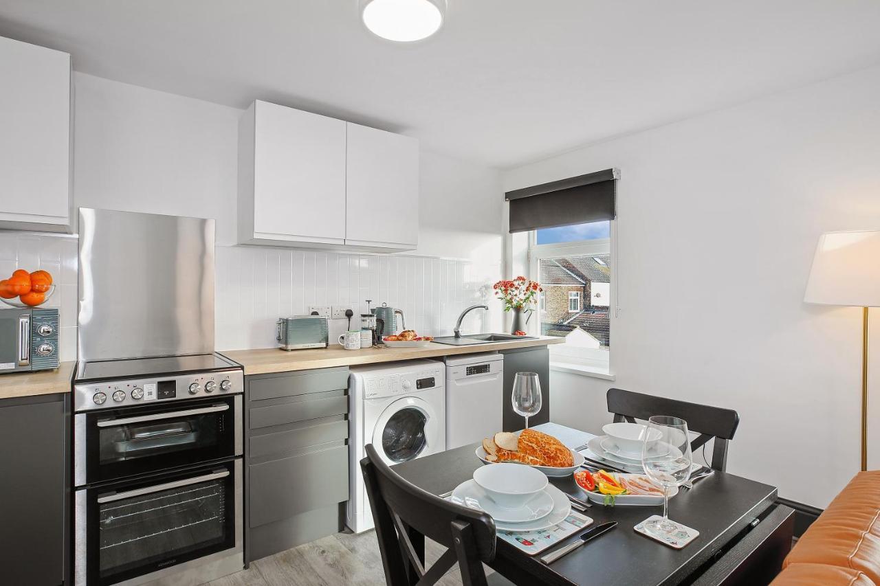 Tyme Suites On Humber كْليثوربس المظهر الخارجي الصورة